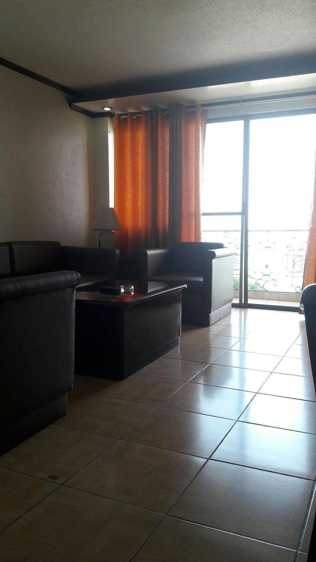 Don Felipe Hotel Ormoc Luaran gambar